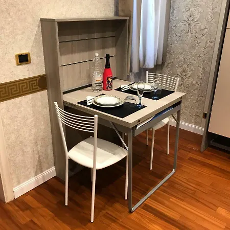 Magis Ac Magis Bedrooms Versilia Affittacamere