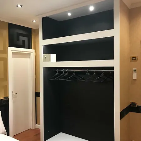 Magis Ac Magis Bedrooms Versilia Guest house Viareggio