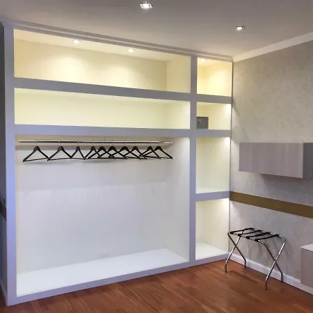 Guest house Magis Ac Magis Bedrooms Versilia *